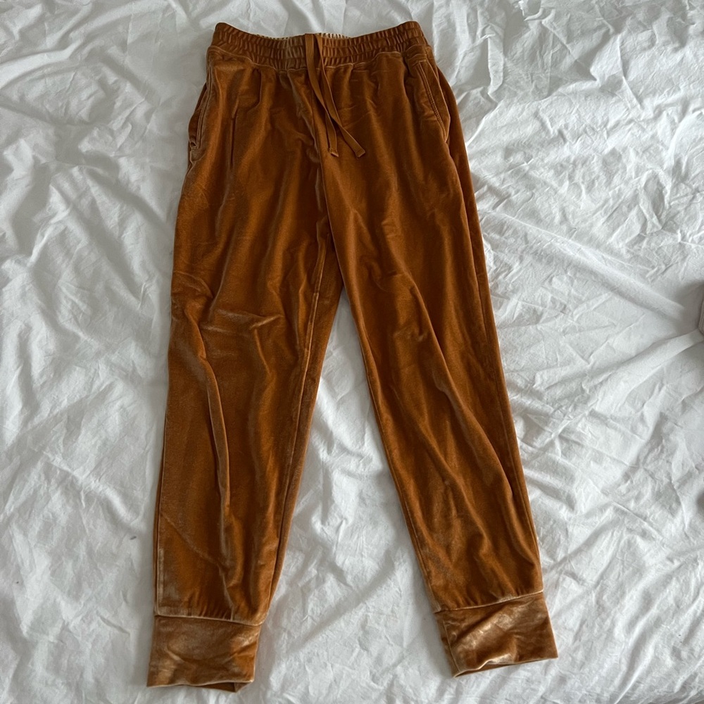 Fabletics Joggers - image 3